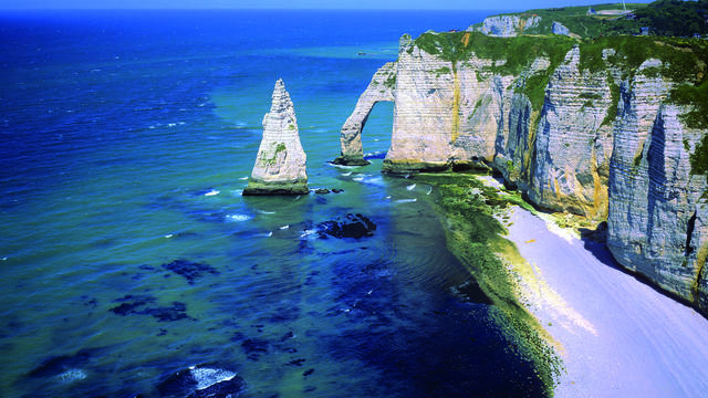 Etretat cliffs